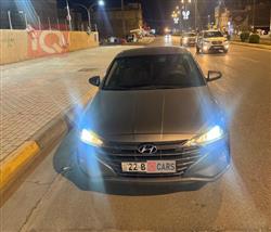 هیۆندای ئەلەنترا